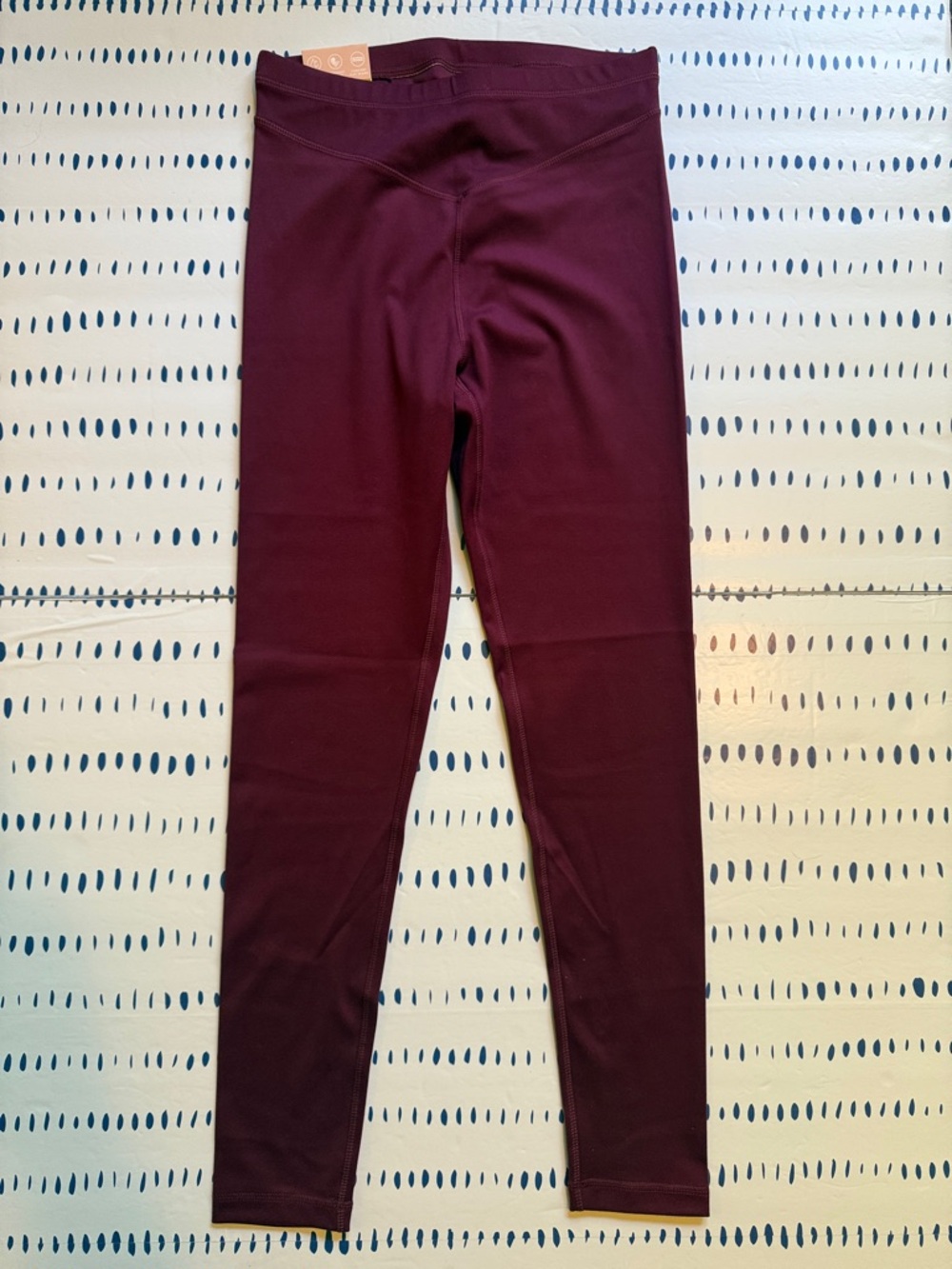 Tone It Up Forward Motion Leggings in Black Cherry